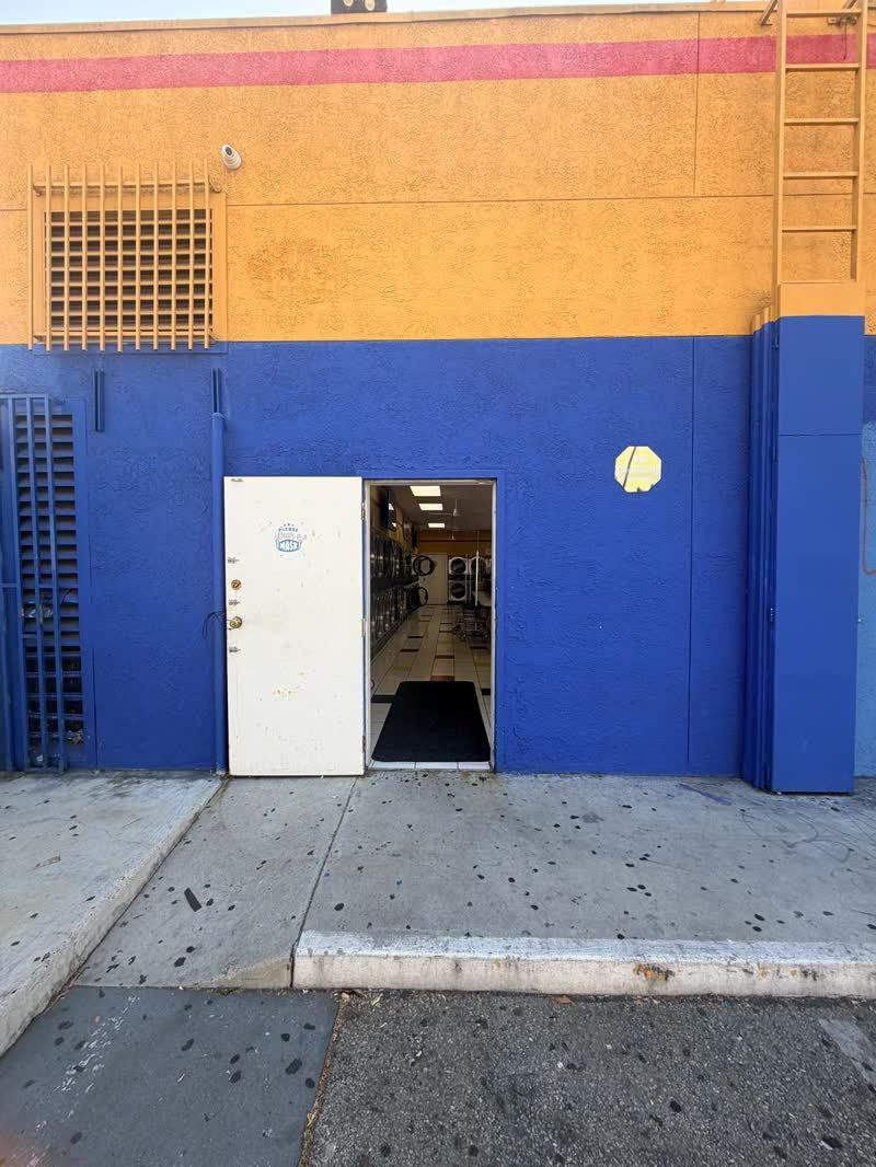 The entrance to Lucy's Laundry Mart